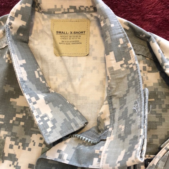 Phased out ACU Army uniforms, suit set - Picture 3 of 4